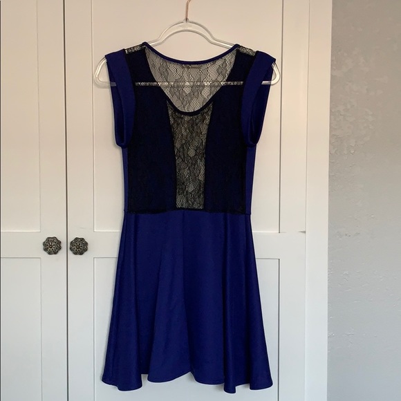 Phanuel Royal Blue Lace back Lace insert M Dress - Picture 2 of 4
